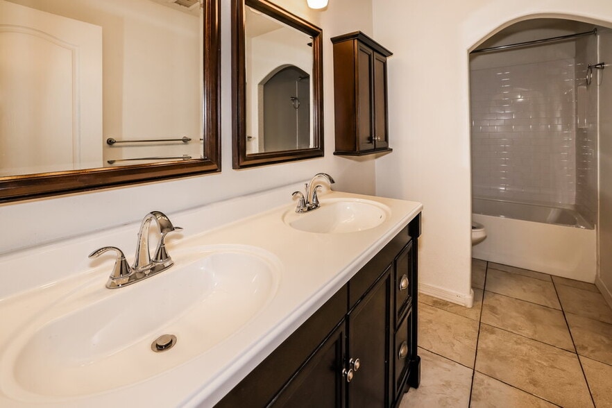 Building Photo - 20706 N 98th Ln