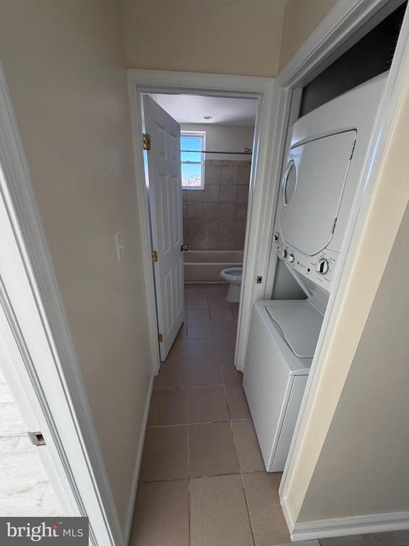 Building Photo - 6118 Washington Ave