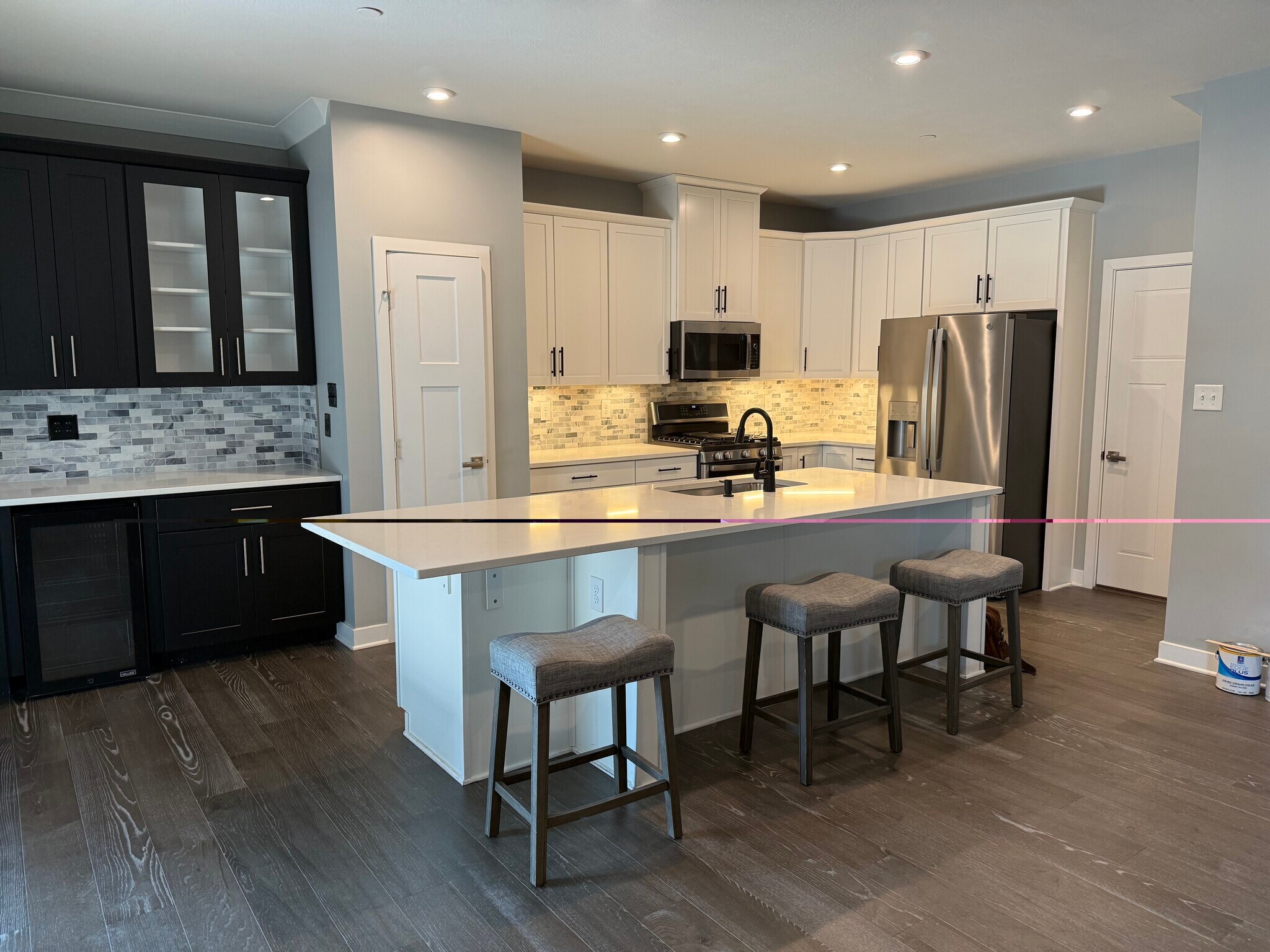 Building Photo - 310 Helenium Dr