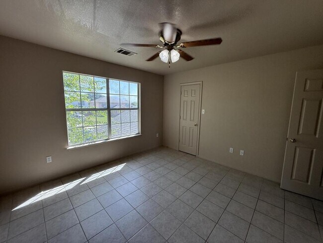 Building Photo - 3109 Yaupon Rd