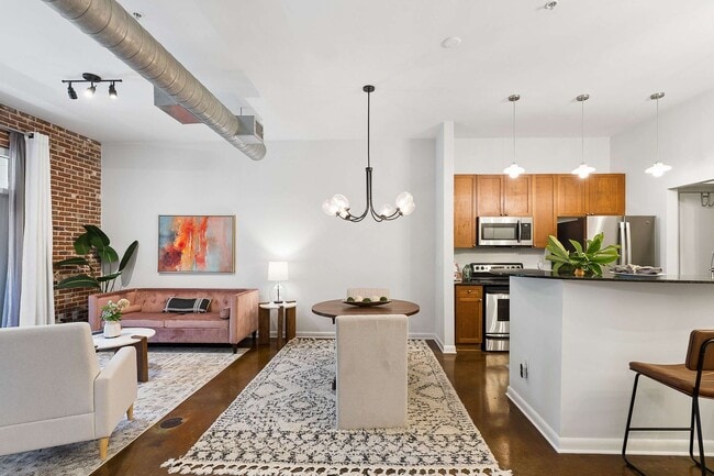Building Photo - Stylish 1/1 Condo in Inman Park, Right on the ATLBeltLine!