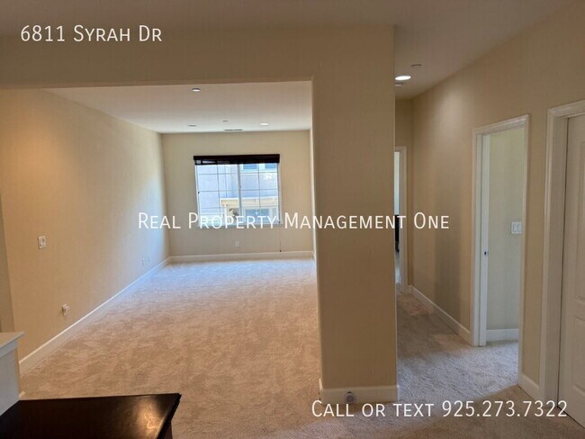 Building Photo - 6811 Syrah Dr