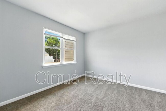 Building Photo - 3512 Bancroft Dr