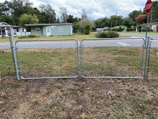 Building Photo - 38415 9th Ave