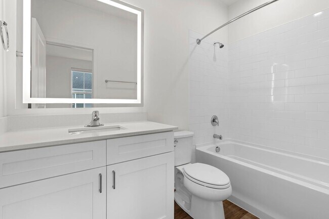 Building Photo - 103 E Crystal Lake Ave