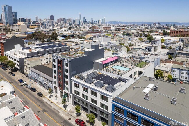 Building Photo - 1875 Mission St