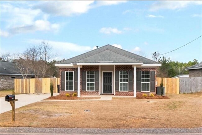 Building Photo - 13628 Catahoula Dr S