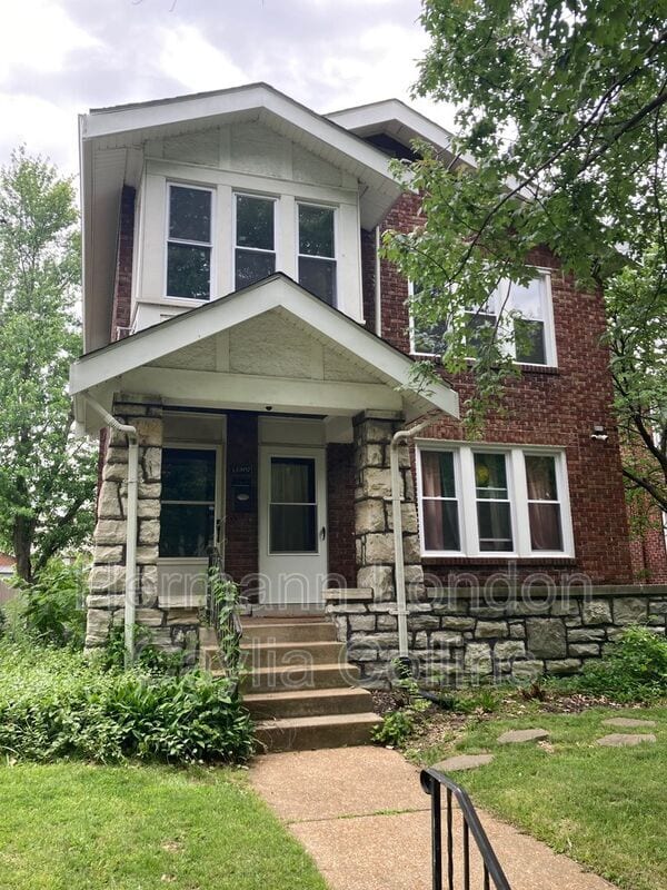 Building Photo - 5340 Bancroft Ave