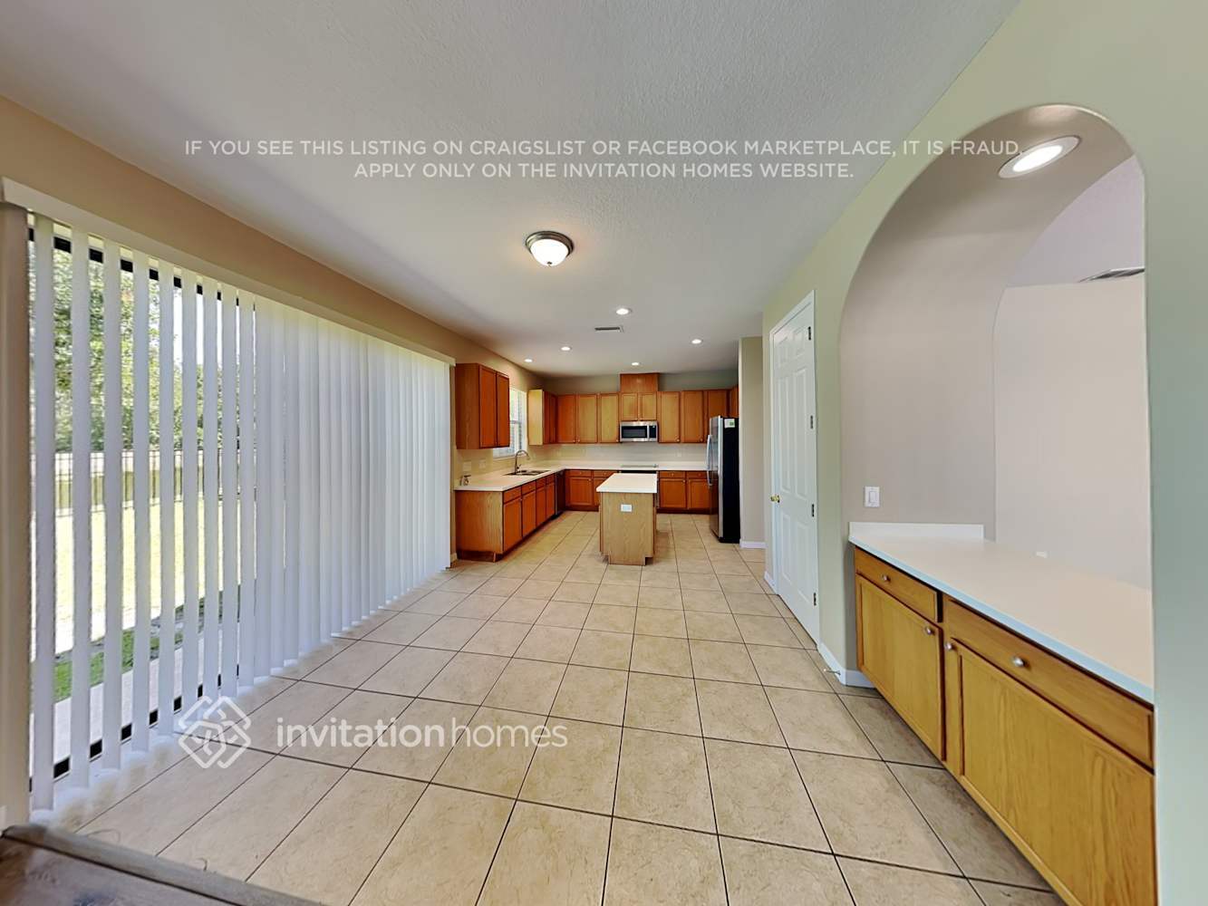 Building Photo - 20351 Chestnut Grove Dr