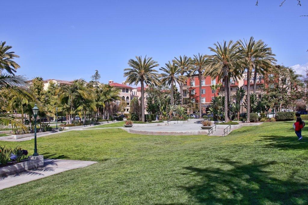 Building Photo - 12975 Agustin Pl