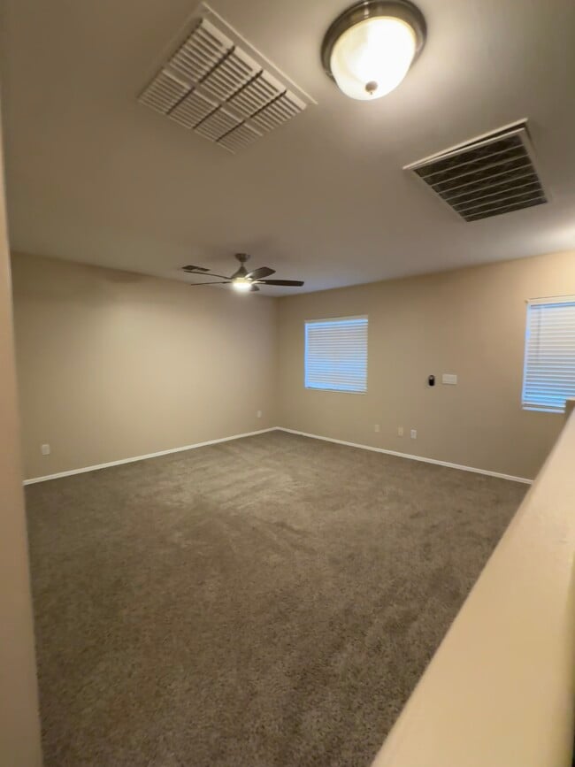 Building Photo - 11549 W Mountain View Rd