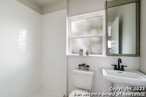 Building Photo - 262 Claremont Ave
