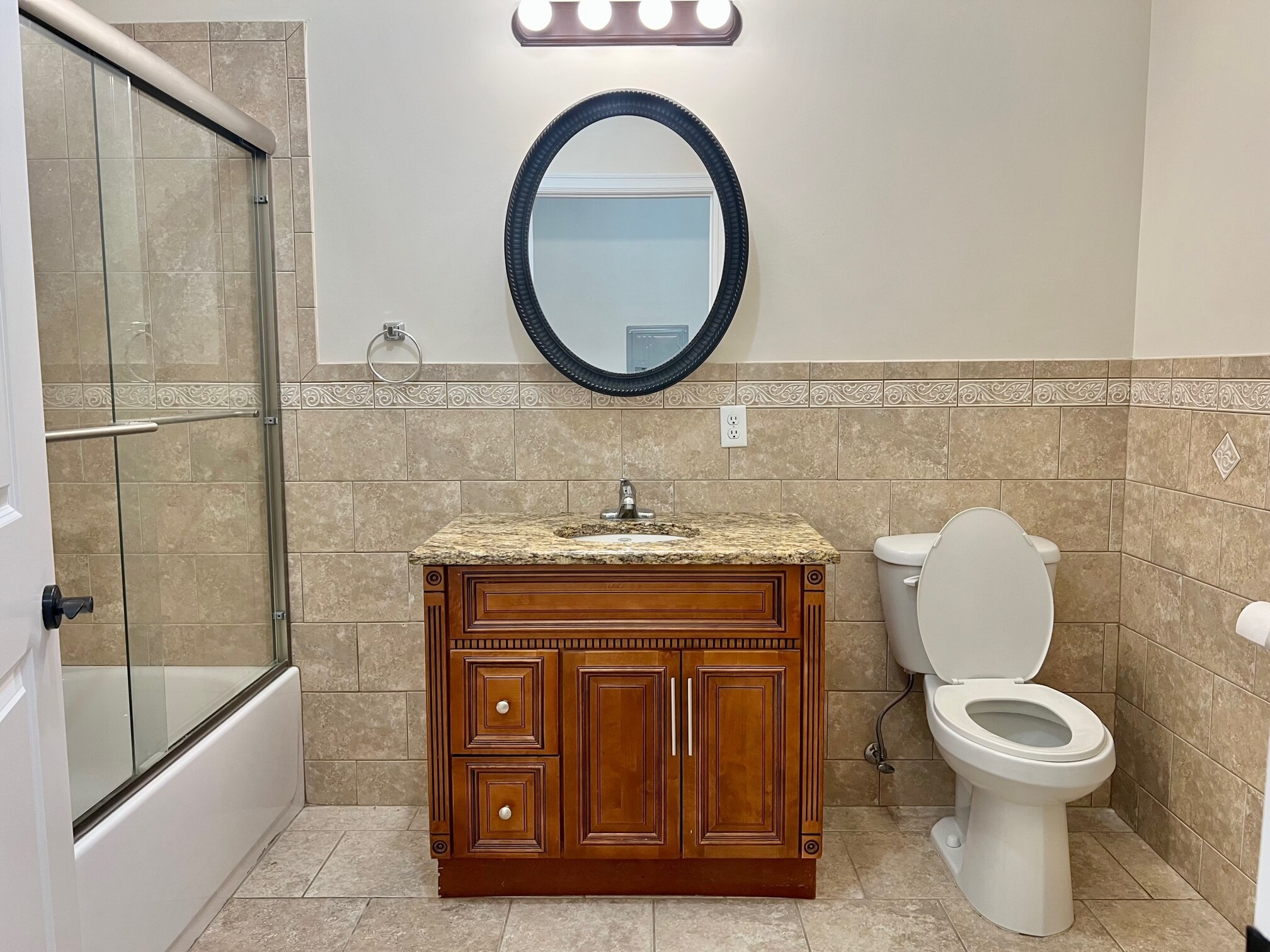 Building Photo - 524-532 Maple Ave