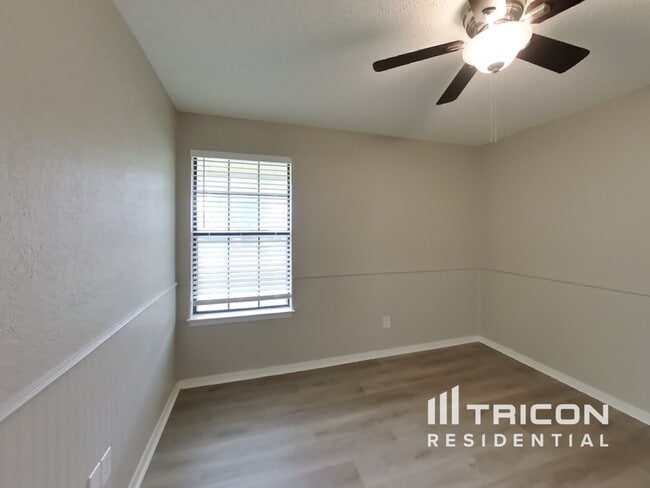 Building Photo - 4501 Timber Run Dr