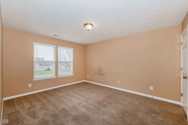 Building Photo - 8144 Wood Hollow Ln