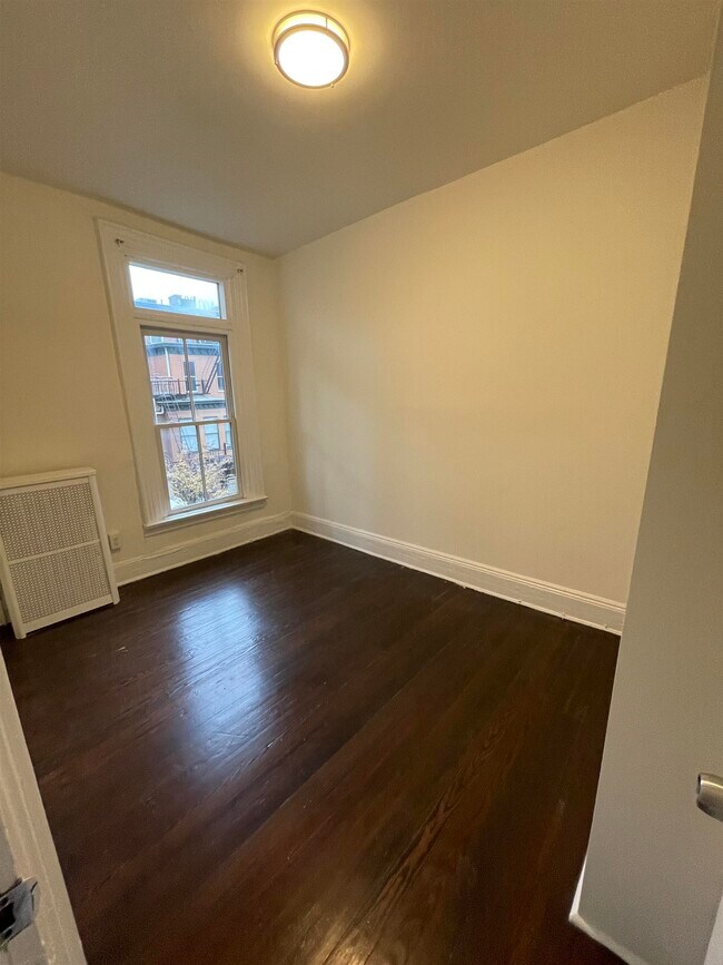 Building Photo - 95 Mercer St