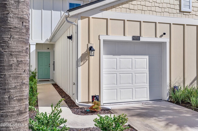 Building Photo - 488 Coastline Wy