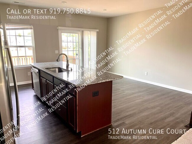 Building Photo - 512 Autumn Cure Ct