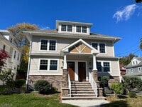 Building Photo - 33 Morris Ave