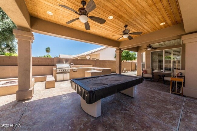 Building Photo - 13352 W Alvarado Dr