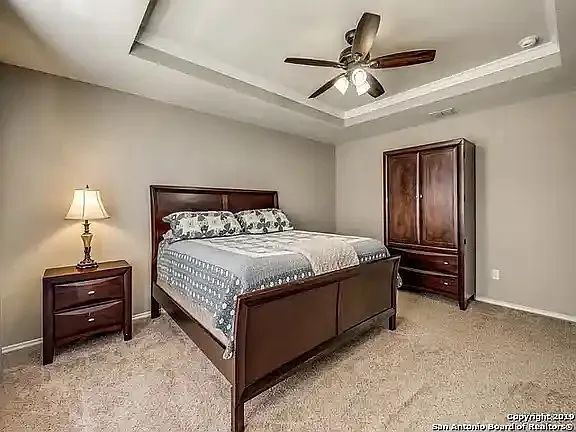 Building Photo - "Spacious 4-Bedroom Oasis with 3 Full Bath...