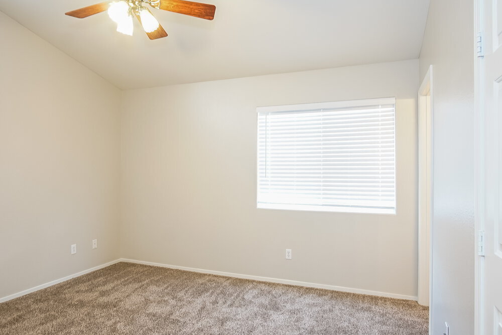 Building Photo - 2602 Tropical Sands Ave