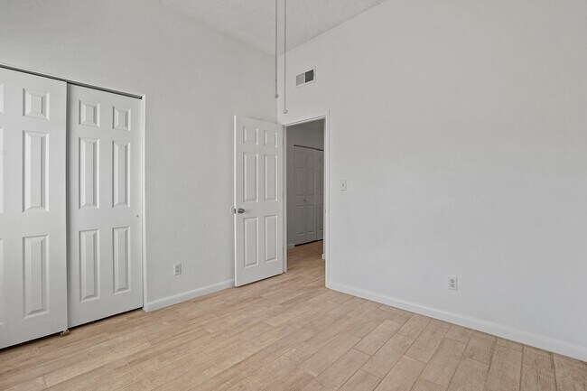 Building Photo - 408 Irondale Dr