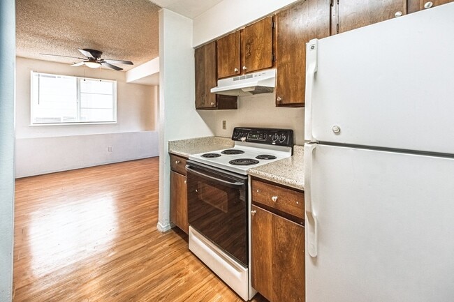 Building Photo - 1765 Zebulon Dr