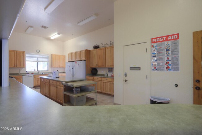 Building Photo - 1441 N Desert Willow St