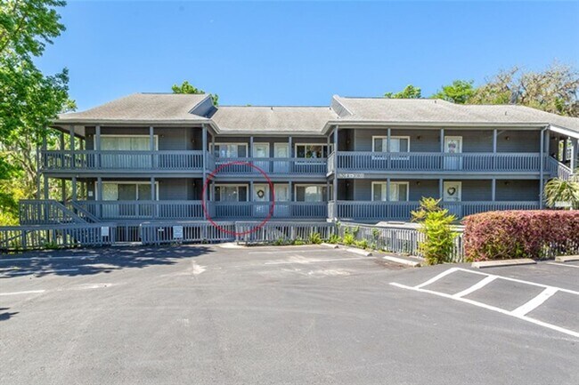 Building Photo - 20800 River Dr