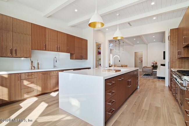 Building Photo - 1251 Selva Marina Cir