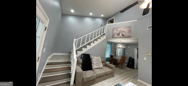 Building Photo - 933 Ohara Dr