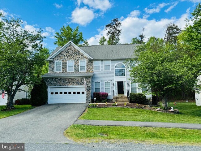 Building Photo - 52 Lightfoot Dr