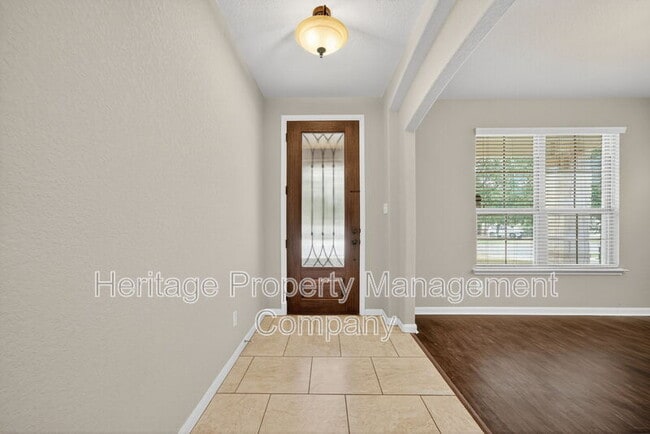 Building Photo - 1226 Hidden Cave Dr