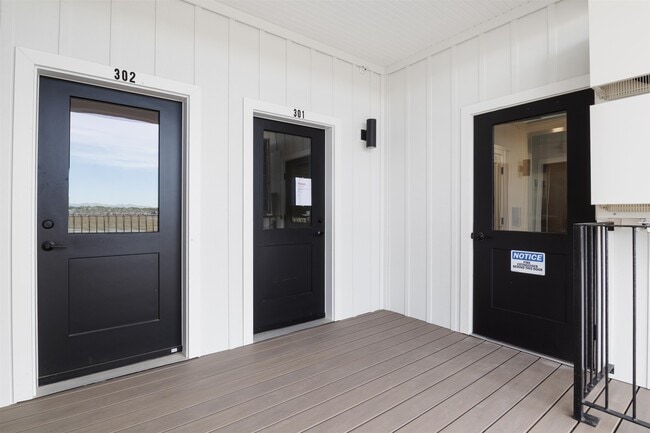 Building Photo - 465 Ocean Blvd