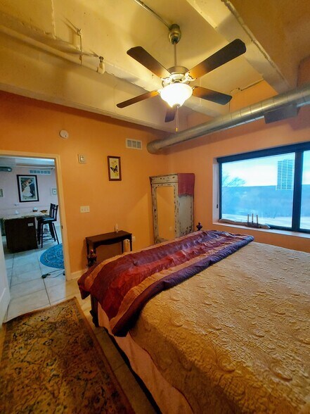 Bedroom - 2940 Baltimore Ave