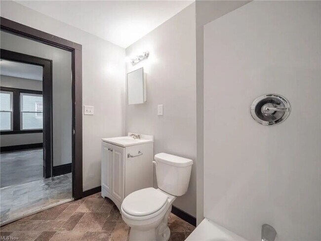 Building Photo - 2179 W 106th St