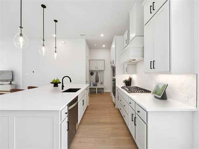 Building Photo - 4436 Burge Ave