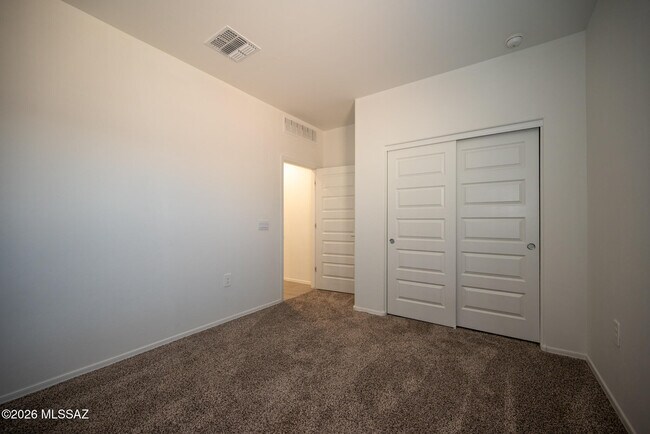 Building Photo - 12194 E Ava Lynn Dr