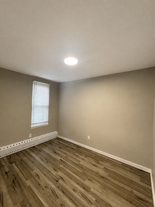 Building Photo - 3549 Harvey Ave