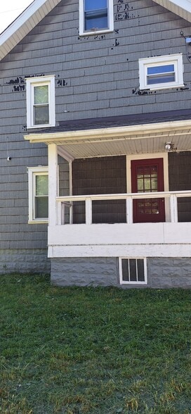 Building Photo - 1734 Ogden Ave NW