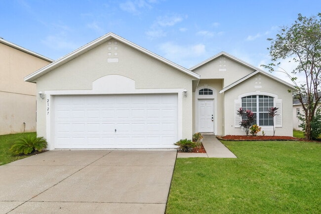 Building Photo - 2127 Aitkin Loop