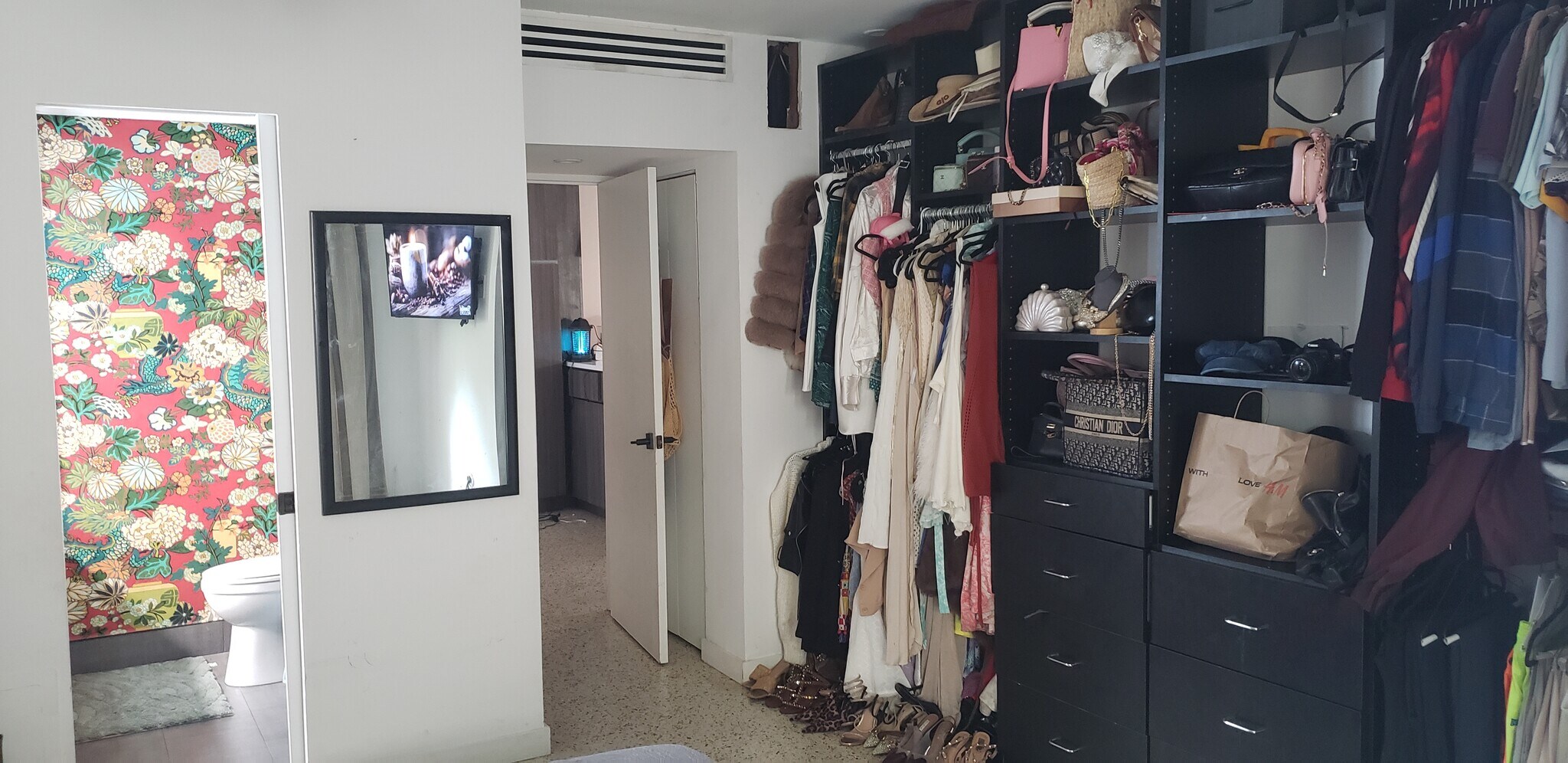 Building Photo - 1120 7th St