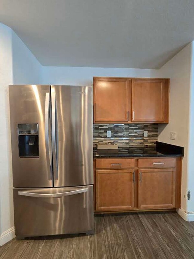Building Photo - A Fabulous 5 Bedroom Home in Henderson