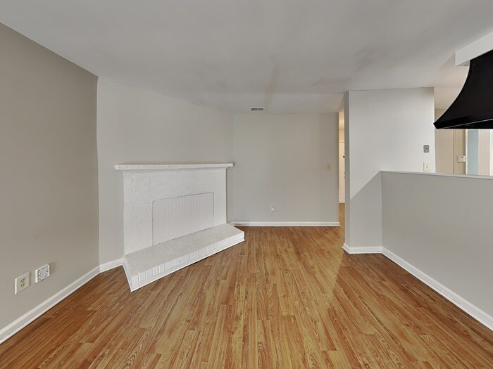 Building Photo - 9332 Winter Elm Ln