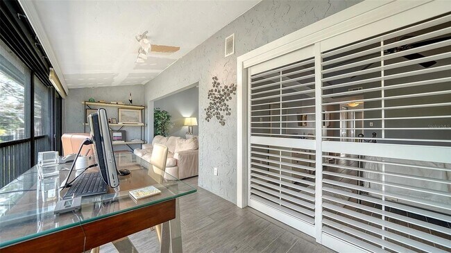 Building Photo - 1601 Pelican Point Dr