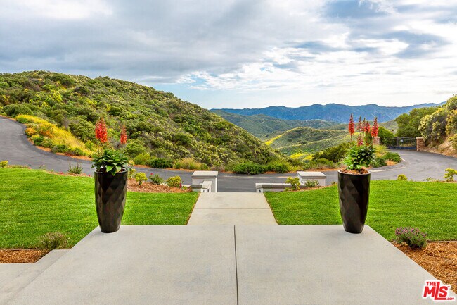 Building Photo - 24277 Dry Canyon Cold Creek Rd