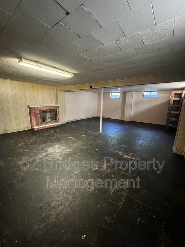 Building Photo - 3122 Shawnee Ave