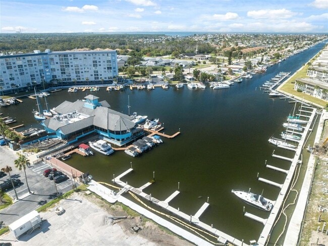 Building Photo - 4518 Garnet Dr