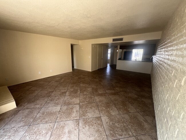 Building Photo - 1307 S Copias Way